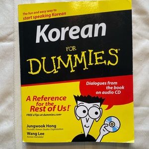 Korean For Dummies with audio CD. Unused but slight corner damade